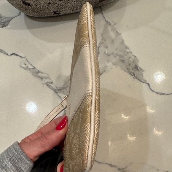 Coach Beige and Cream Wristlet - Picture 4 of 16